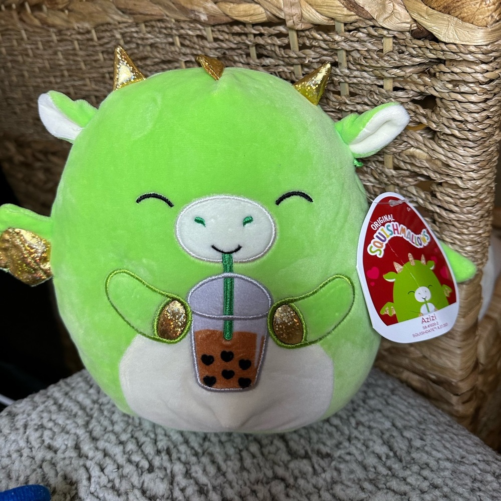 NWT Azizi The Dragon Squishmallow 8”